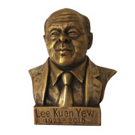 Buste en bronze du premier Premier ministre de Singapour, Lee Kuan Yew