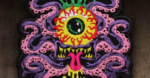 BIZARRO 'Eyeball' Embroidered Patch – ComicsKingdom